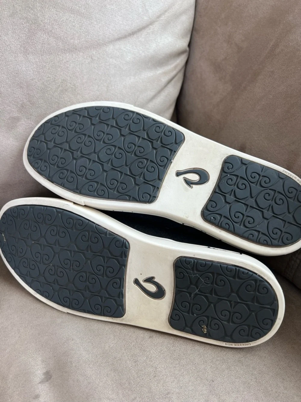 Lot of 2-Size 8.5 Olu Kai Loafers - Picture 9 of 11
